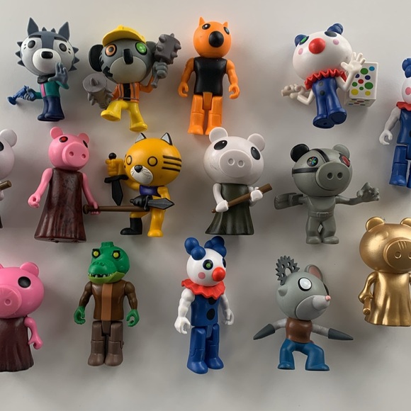 Roblox Piggy Toy Lot - Picture 3 of 4